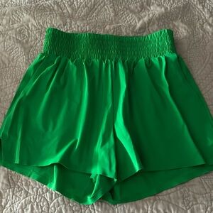 Medium zyia finesse green shorts